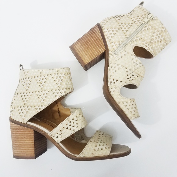 Lucky Brand Shoes - NIB Lucky Brand Sand/White Block Heel Sandals